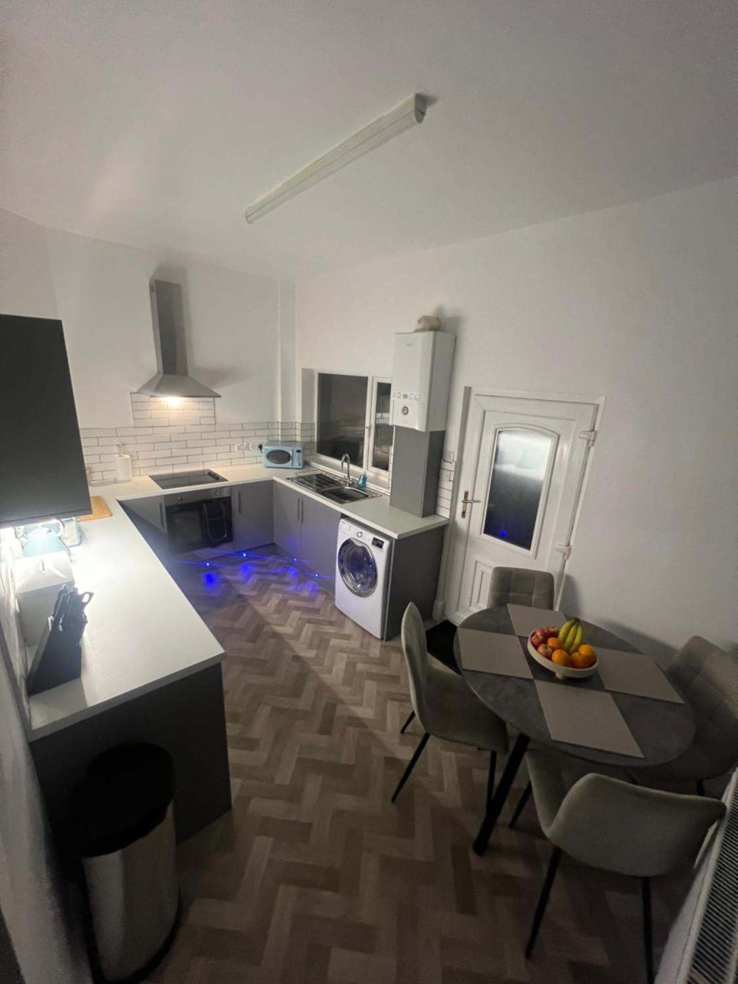 Cosy Home Perfect For Families And Contractors With Free Parking Darlington  Ngoại thất bức ảnh